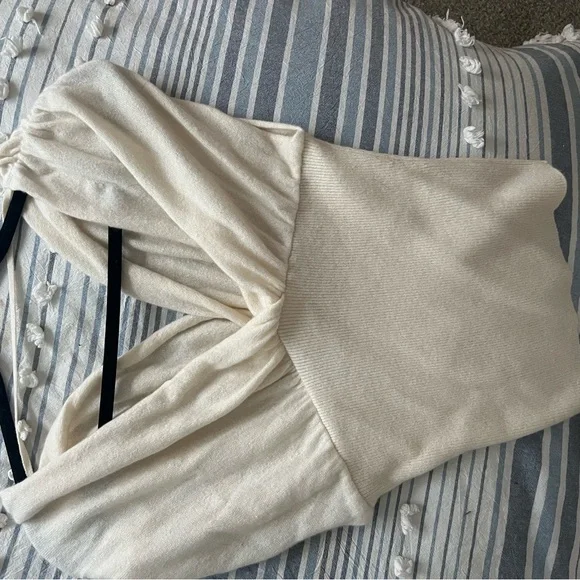 Reformation Cream Knit Top - Picture 6 of 6